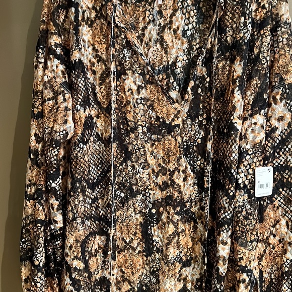 Free People Out for the Night Sheer Tunic Blouse in Snake Combo Sz L - Picture 3 of 8